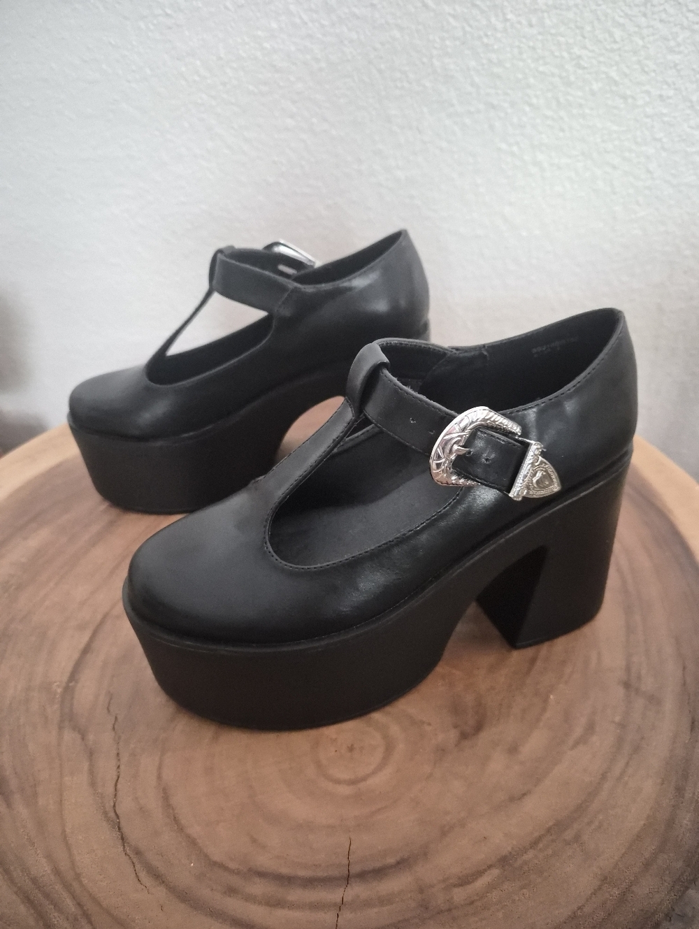 Disturbia Renaissance Mary Janes